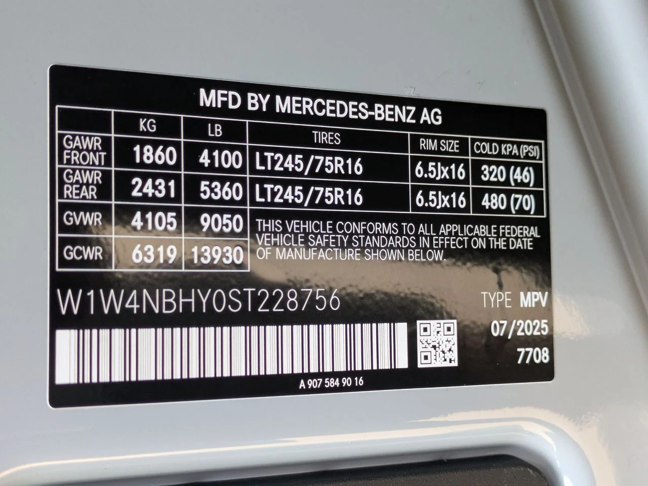 2025 Mercedes-Benz Sprinter Crew Van Base - Photo 11
