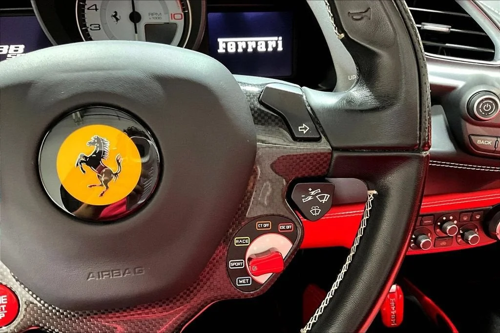 2017 Ferrari 488 GTB Base - Photo 12