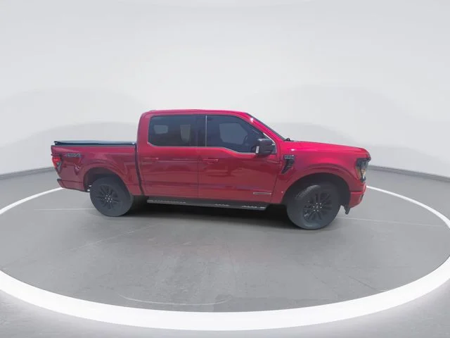 Used 2024 Red Ford XLT image 9