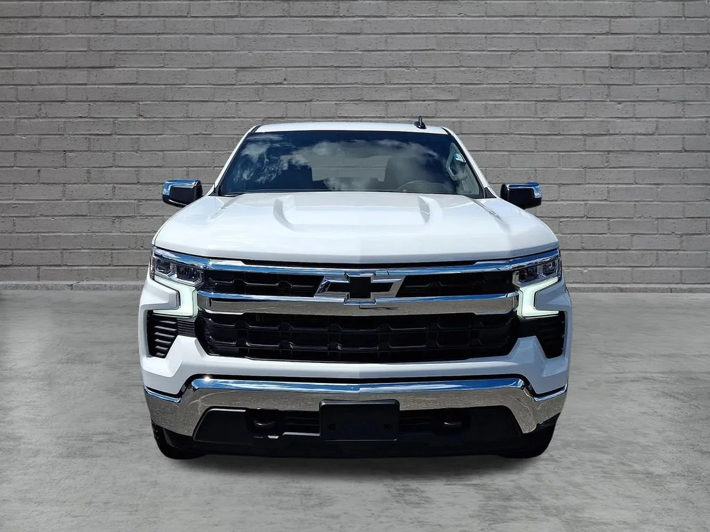 New 2026 Summit White Chevrolet LT image 2
