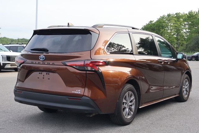 Used 2022 Brown Toyota LE image 7