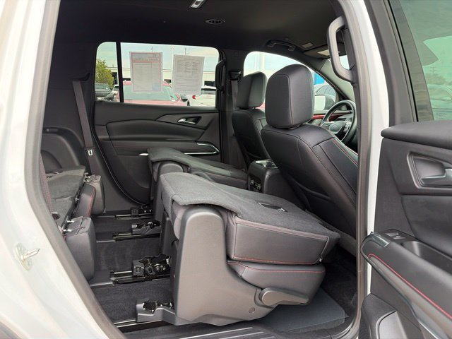 2025 Chevrolet Traverse Z71 - Photo 45