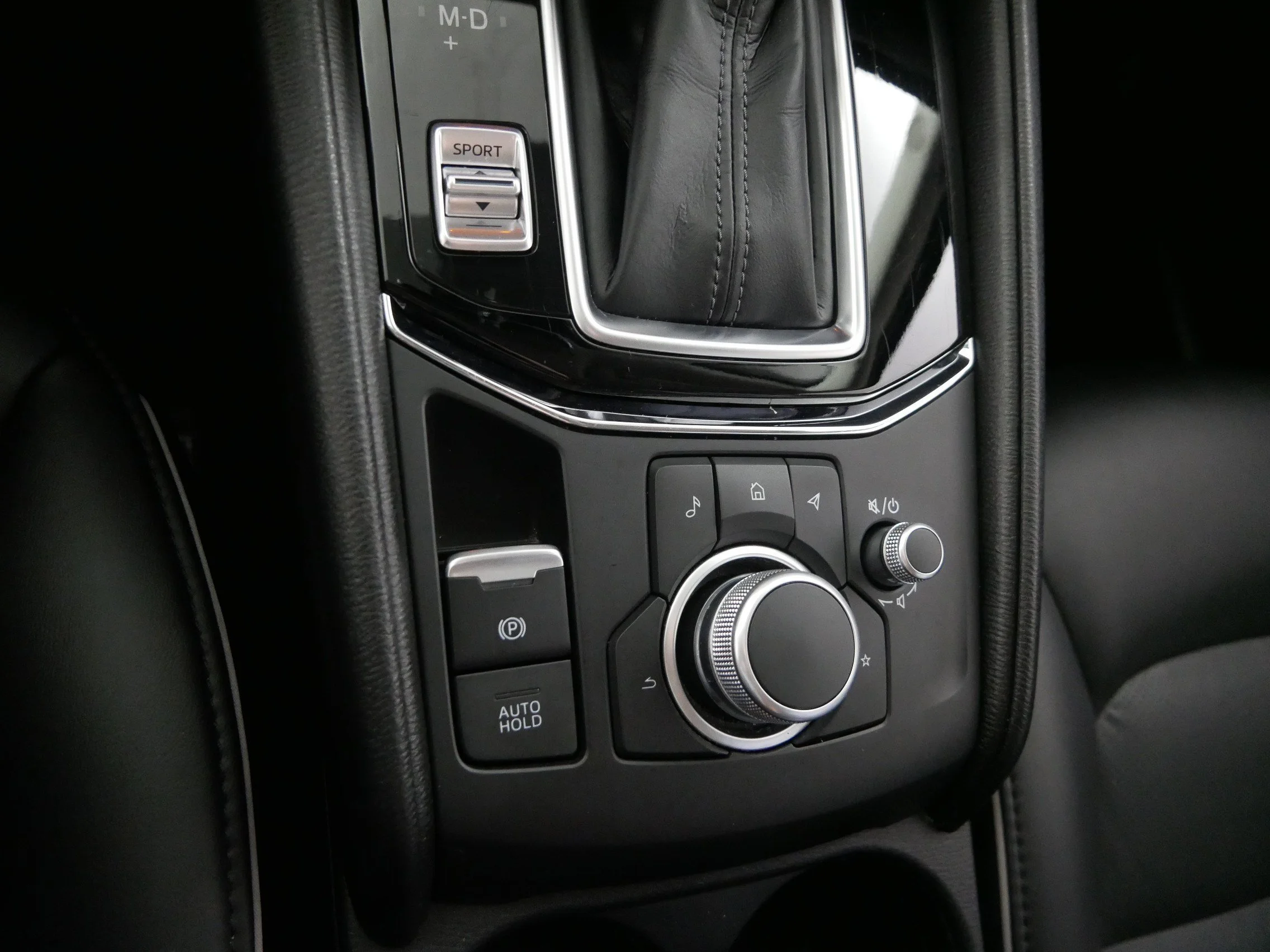 Used 2025 Jet Black Mica Mazda 2.5 S Select Package image 32
