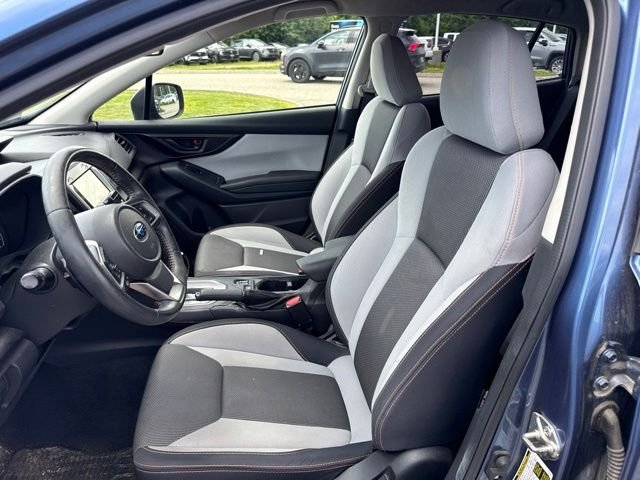 Used 2018 Blue Subaru 2.0i Premium image 26