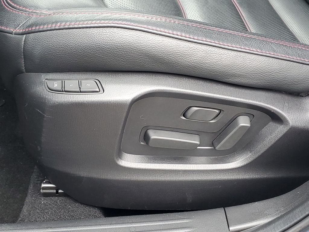 Used 2025 Gray Metallic Mazda 2.5 S Carbon Edition image 12