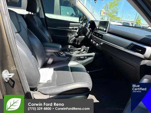 Used 2020 Dark Moss Kia S image 15