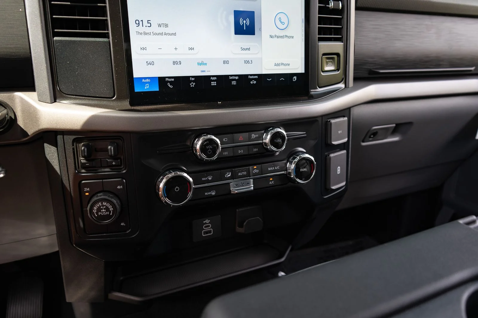 New 2026 White Ford XLT image 25