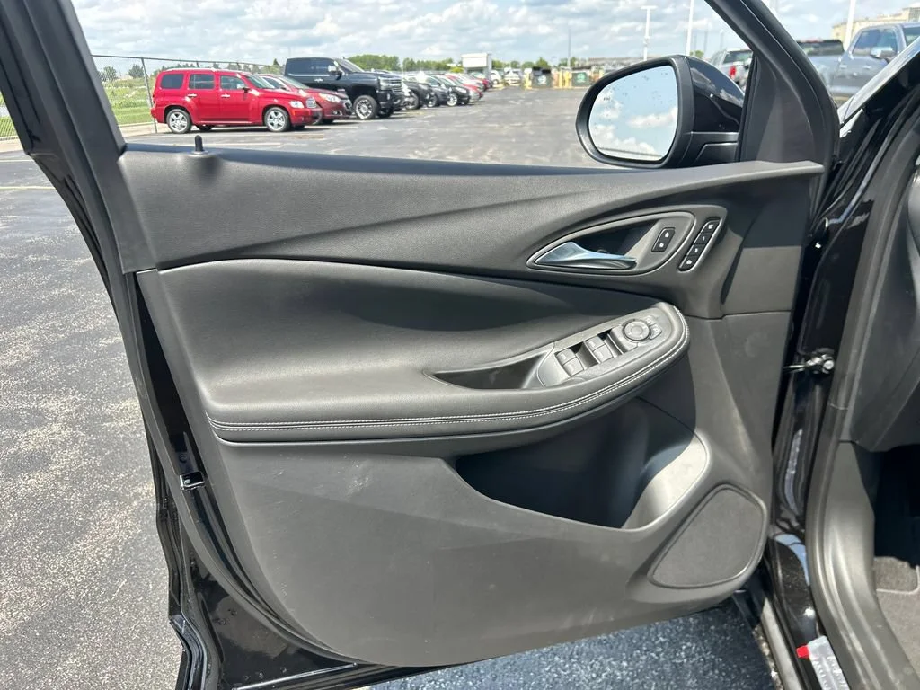2026 Buick Encore GX Avenir - Photo 18