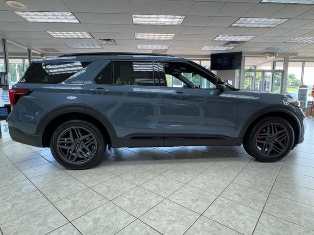 New 2026 Vapor Blue Metallic Ford ST image 1