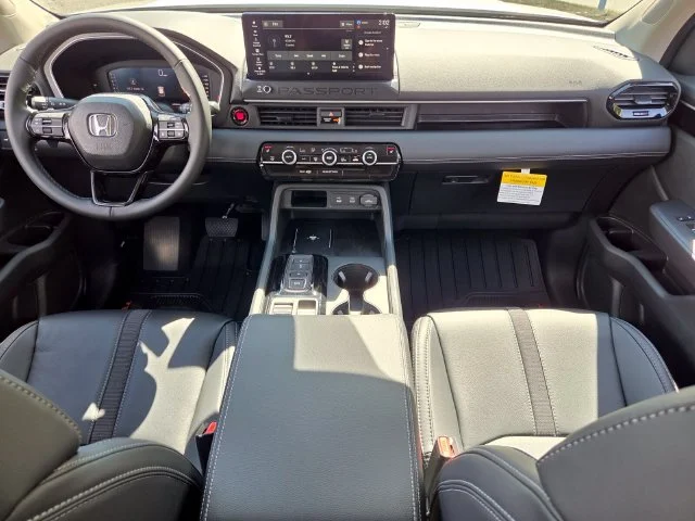 New 2026 Platinum White Pearl Honda RTL image 11