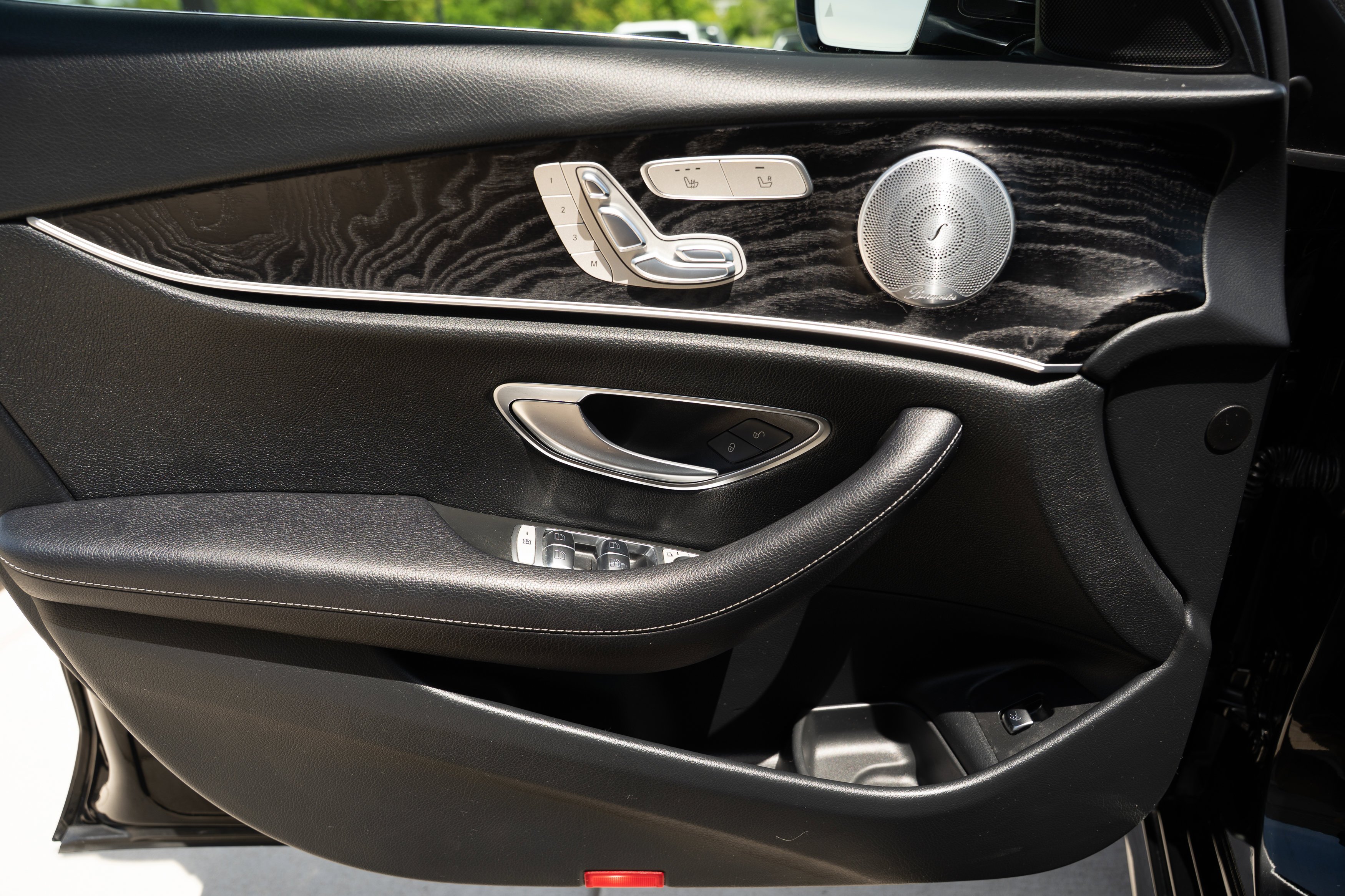 Used 2018 Black Mercedes-Benz E 300 image 21