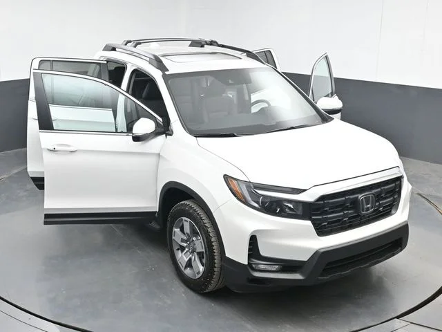 New 2026 Platinum White Pearl Honda RTL image 51