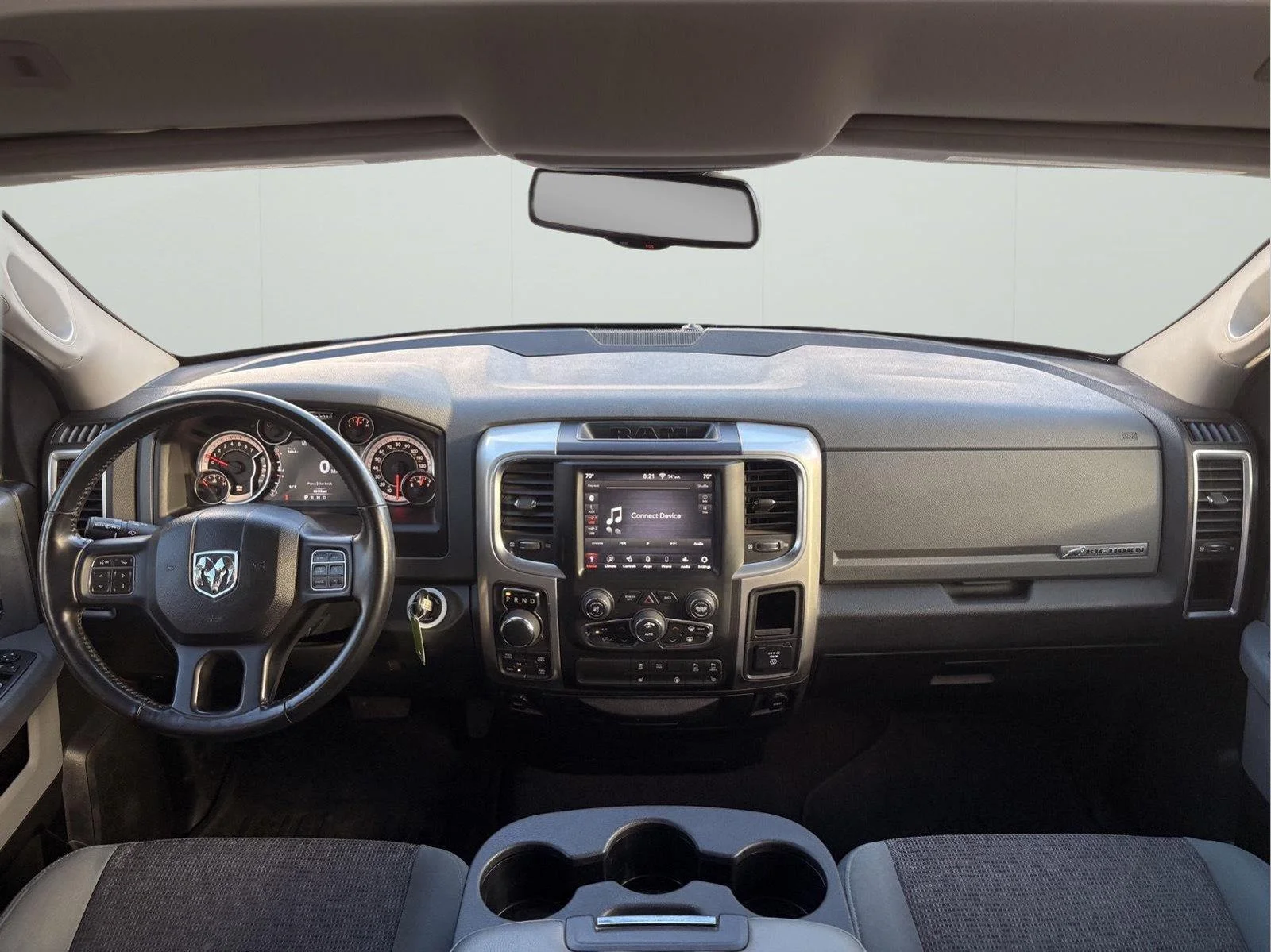 Used 2018 True Blue Pearlcoat Ram Big Horn image 12