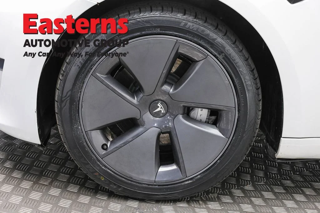 Used 2023 White Tesla Base image 26