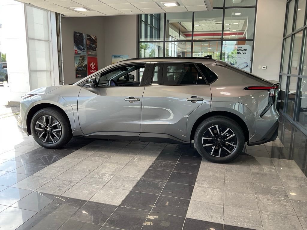 Used 2026 Gray Toyota XLE image 4