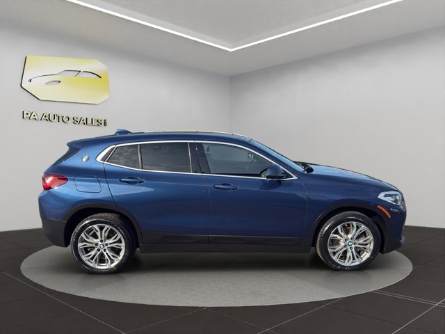 Used 2022 Phytonic Blue Metallic BMW xDrive28i image 8