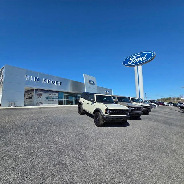 Used 2025 Silver Subaru Premium image 25