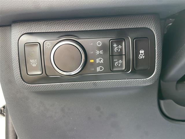 Used 2023 Star White Ford Select image 44