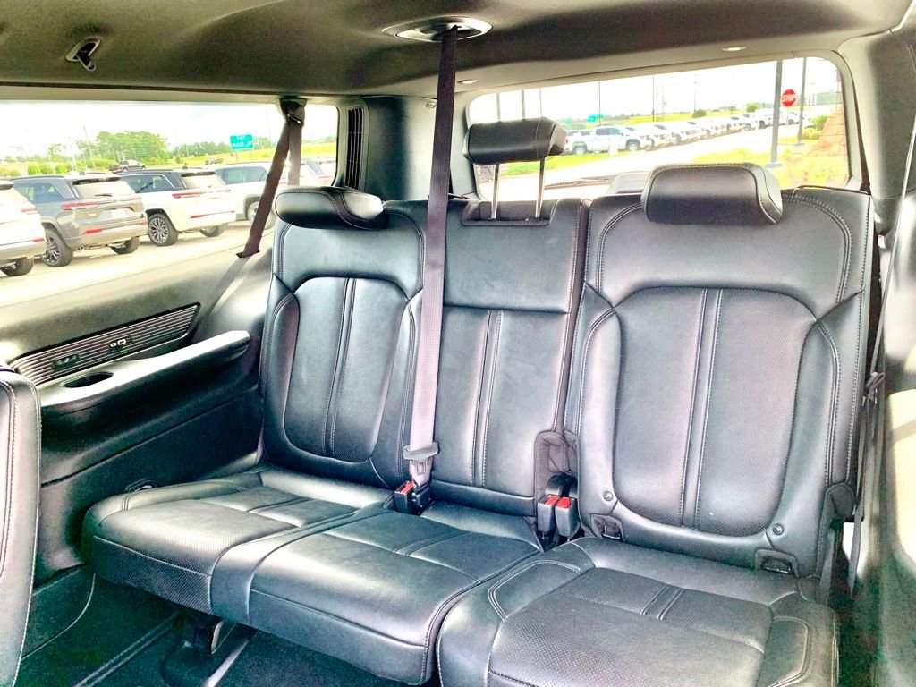Used 2025 White Jeep Series II image 20