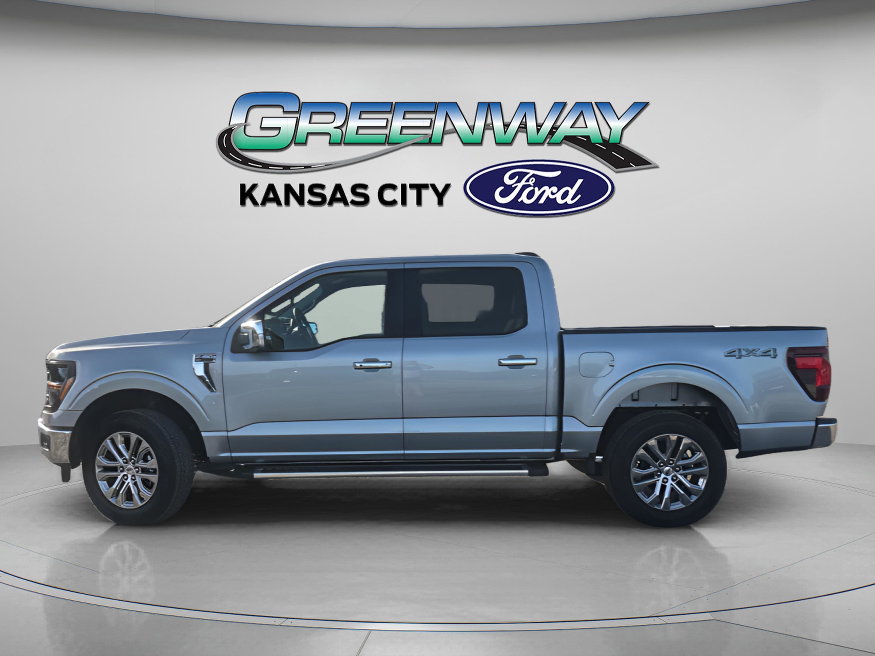 New 2026 Iconic Silver Metallic Ford XLT image 4