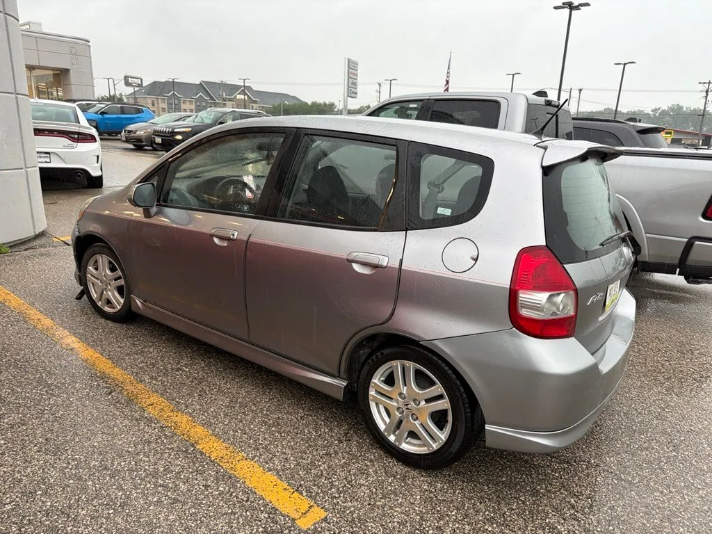 Used 2007 Gray Honda Sport image 4