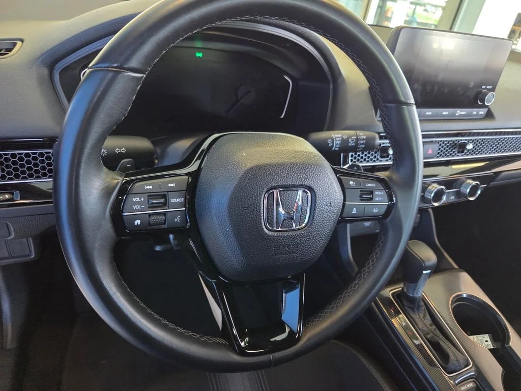 2025 Honda Civic Hatchback Sport - Photo 31