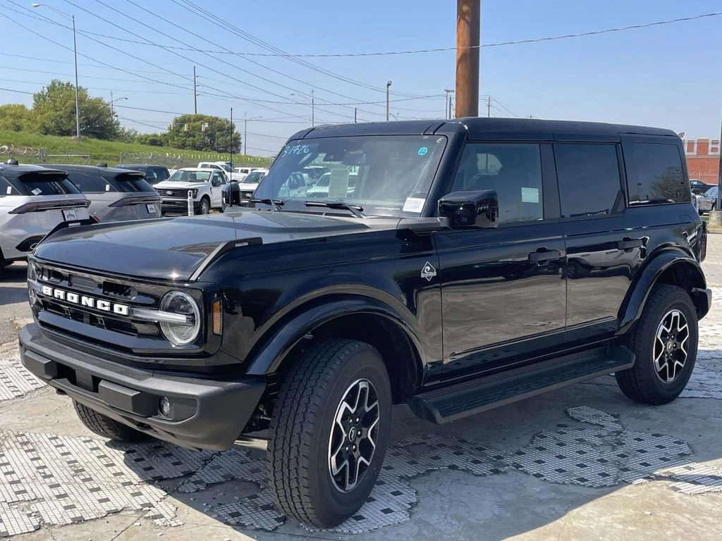 New 2026 Black Ford Outer Banks image 7