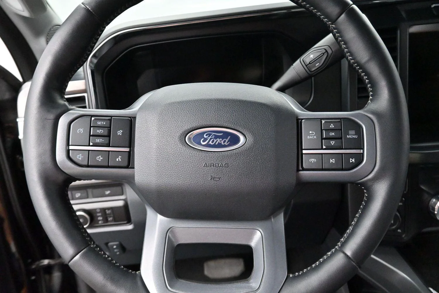 Used 2024 Agate Black Ford LARIAT image 15