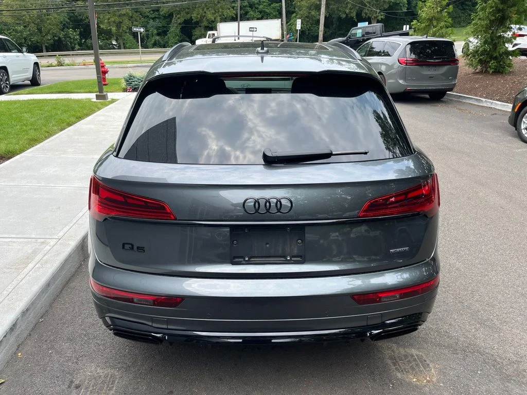 Used 2024 Gray Audi 55 Prestige image 3