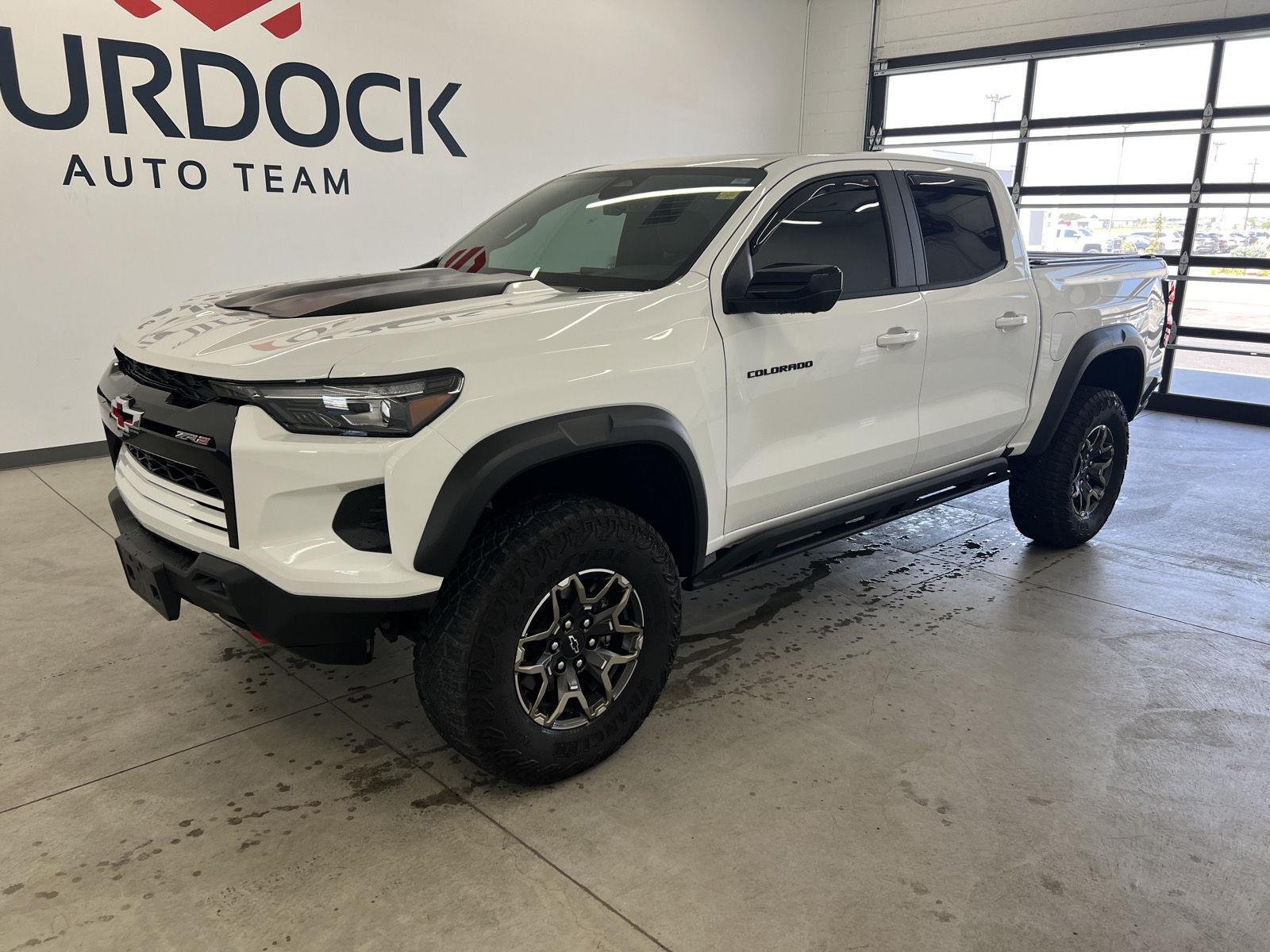 Used 2024 Summit White Chevrolet 4WD ZR2 image 13