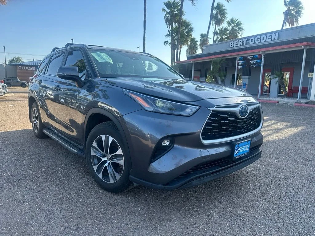 Used 2024 Gray Toyota XLE image 1