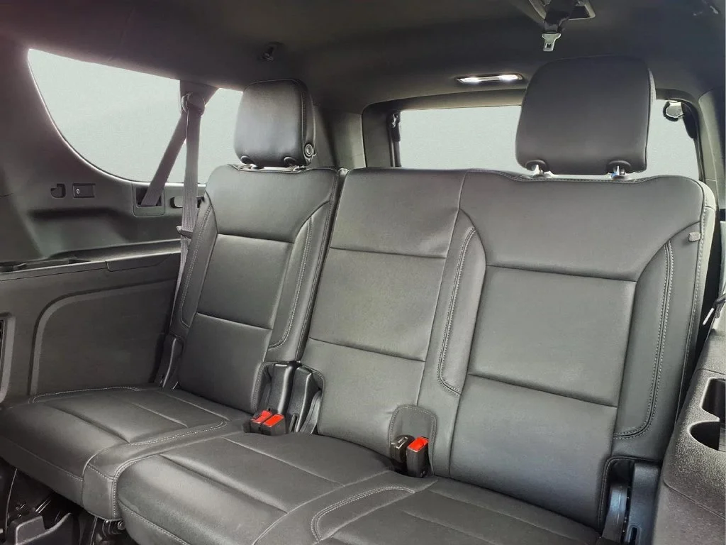 Used 2023 Summit White Chevrolet Z71 image 14