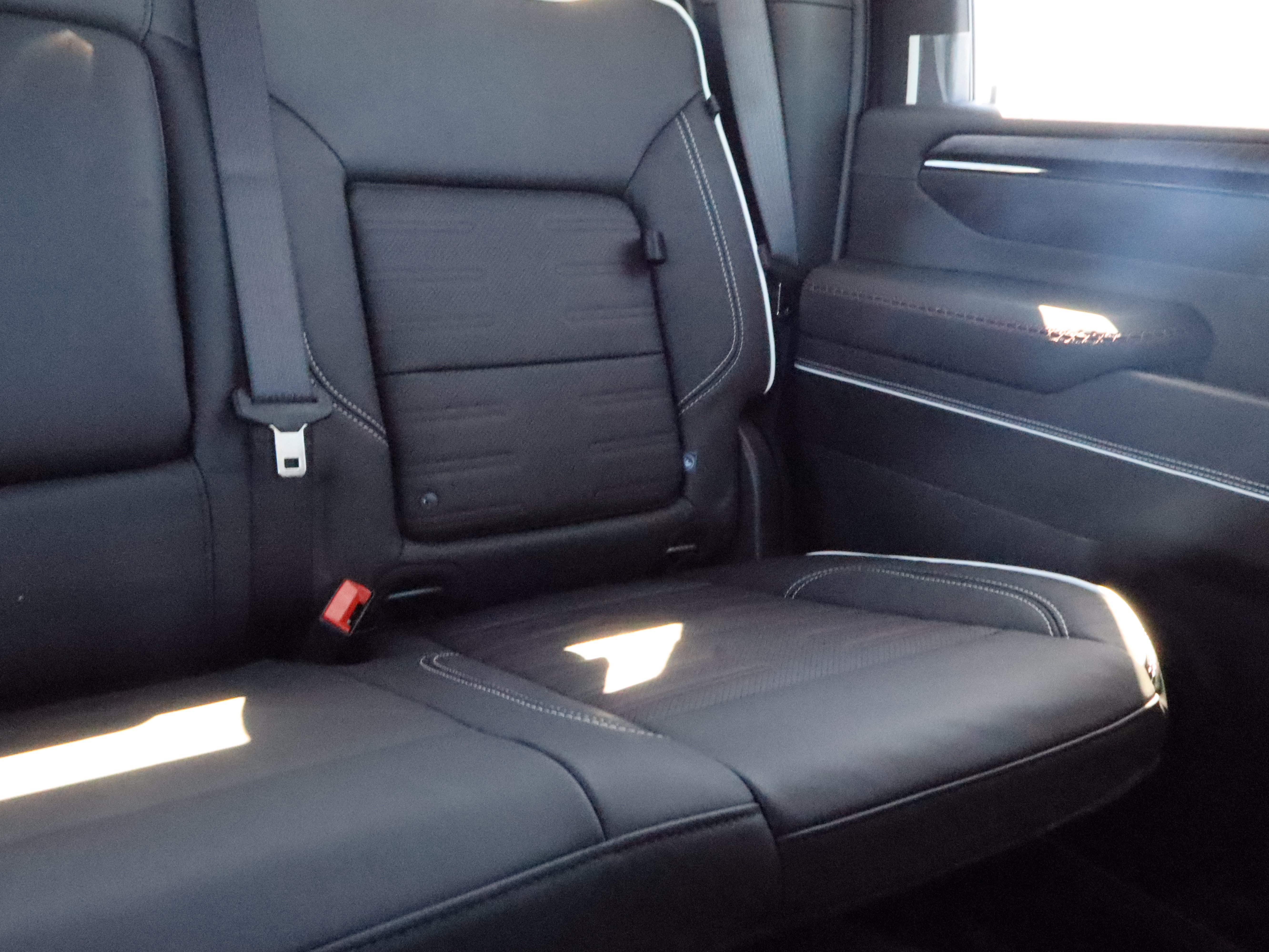 2026 GMC Sierra 2500HD AT4X - Photo 9