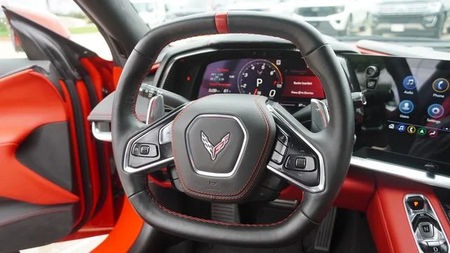 Used 2022 Red Chevrolet Stingray image 21
