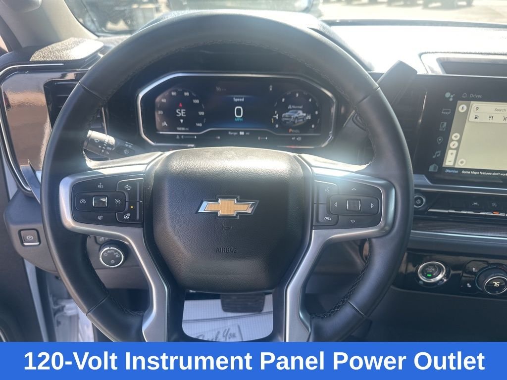 Used 2023 White Chevrolet LT image 11