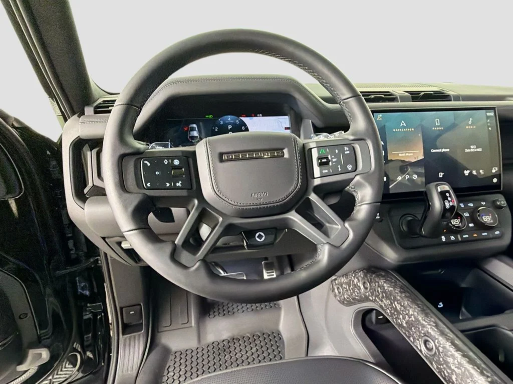 New 2026 Narvik Black Land Rover OCTA Black image 11