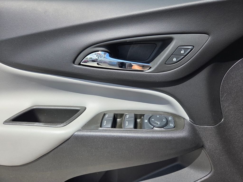 2024 Chevrolet Equinox LS - Photo 21