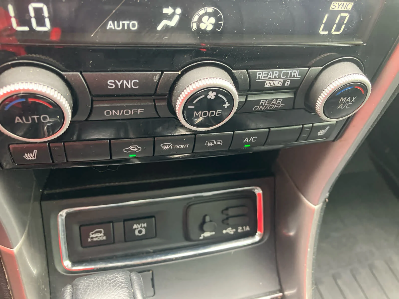 Used 2019 Magnetite Gray Metallic Subaru Limited image 31