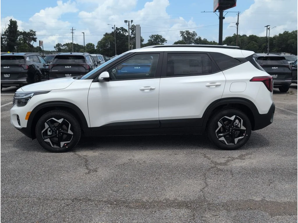 New 2026 Snow White Pearl Kia S image 2