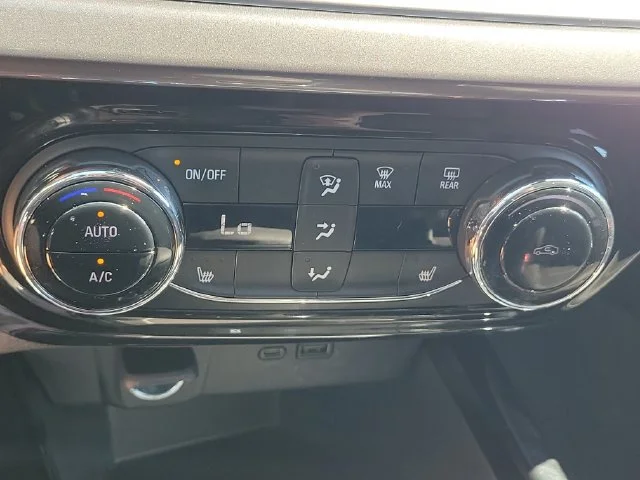 2024 Chevrolet Trax Activ - Photo 33