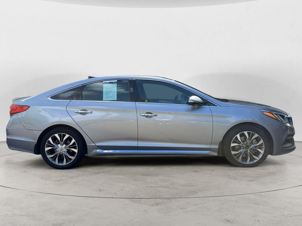 Used 2015 Gray Hyundai Limited image 4
