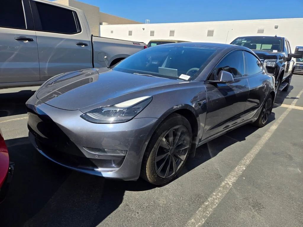 Used 2021 Gray Tesla Standard Range Plus image 1
