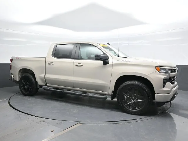 Used 2026 White Chevrolet RST image 7
