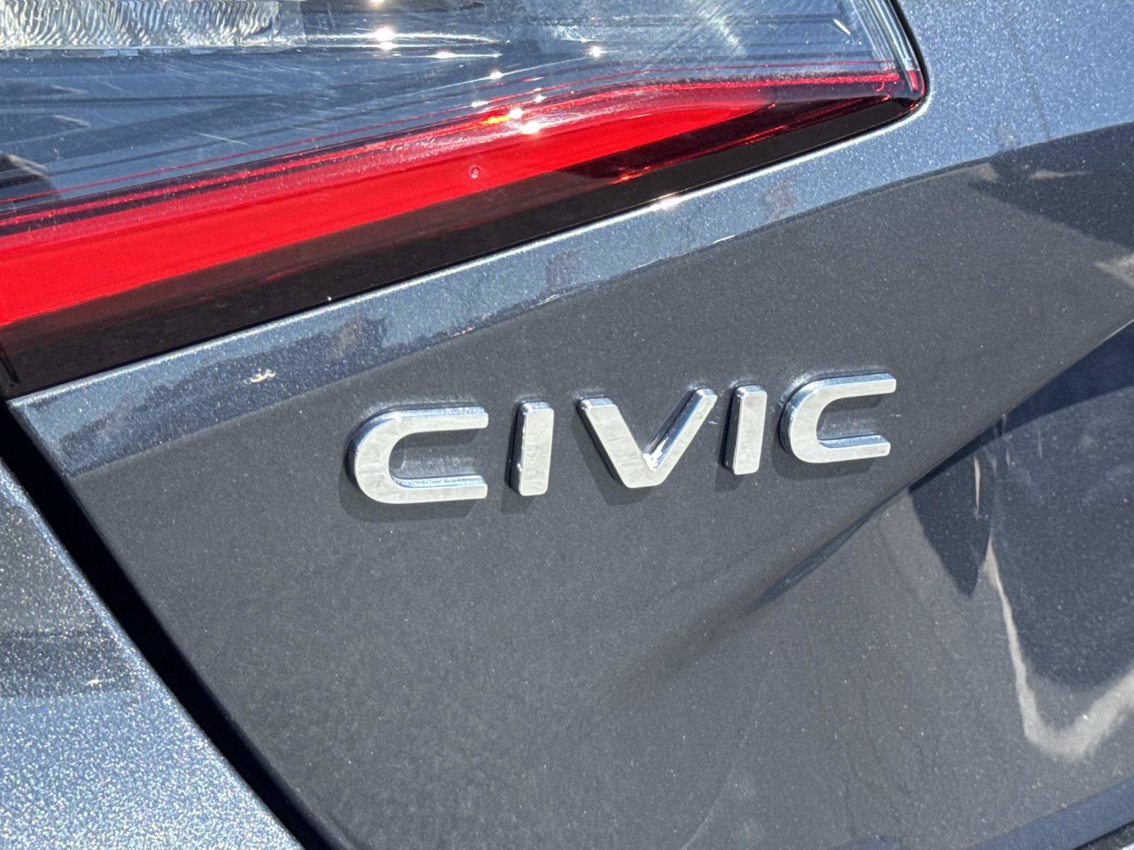 2024 Honda Civic Hatchback EX-L - Photo 29