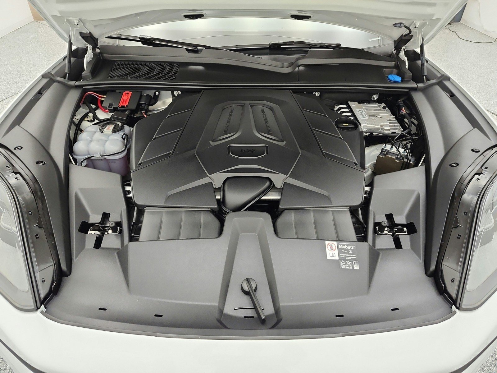 Used 2025 White Porsche Coupe AWD image 17