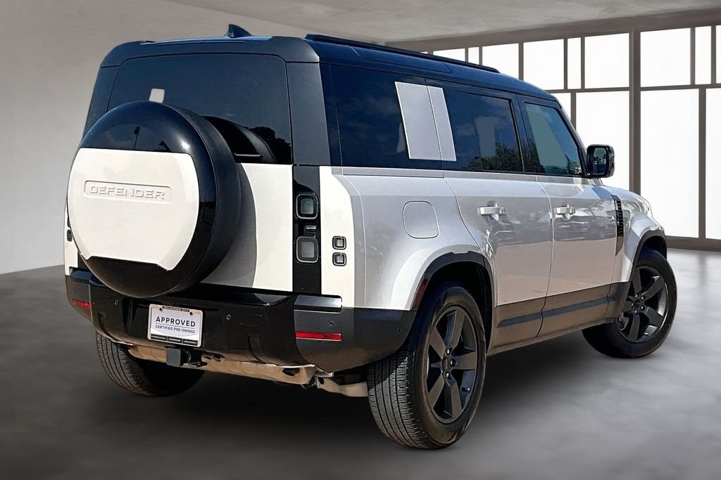 Certified Used 2026 Borasco Gray Metallic Land Rover S image 2
