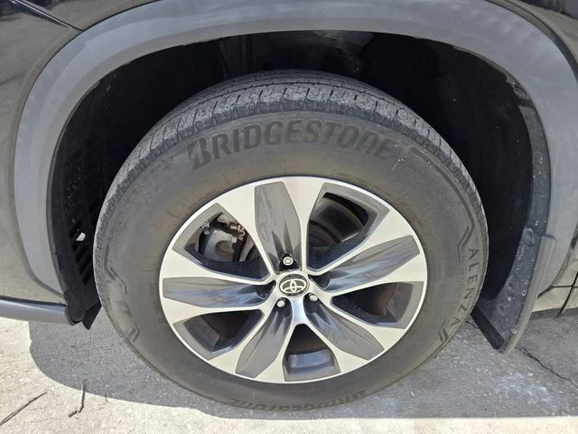 Used 2024 Black Toyota XLE image 7