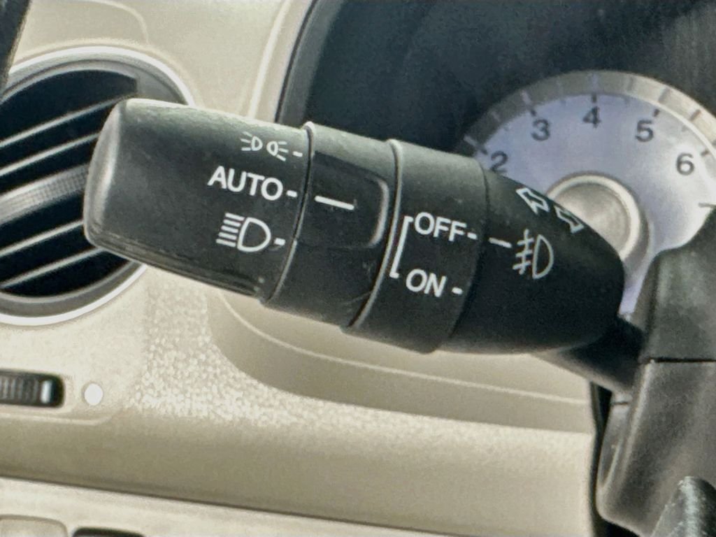 Used 2011 Black Honda EX-L image 13