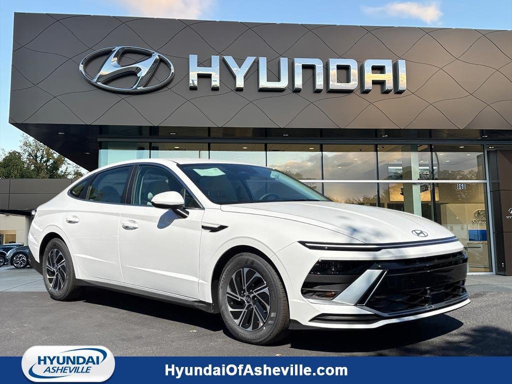 New 2026 Serenity White Pearl Hyundai Blue image 16