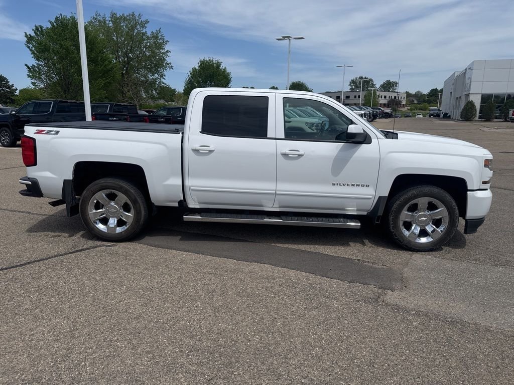 Used 2017 Chevrolet Silverado 1500 LT Z71 with VIN 3GCUKREC1HG469480 for sale in Rochester, Minnesota